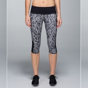 Lululemon Palm Run a Marathon Crop II Pants